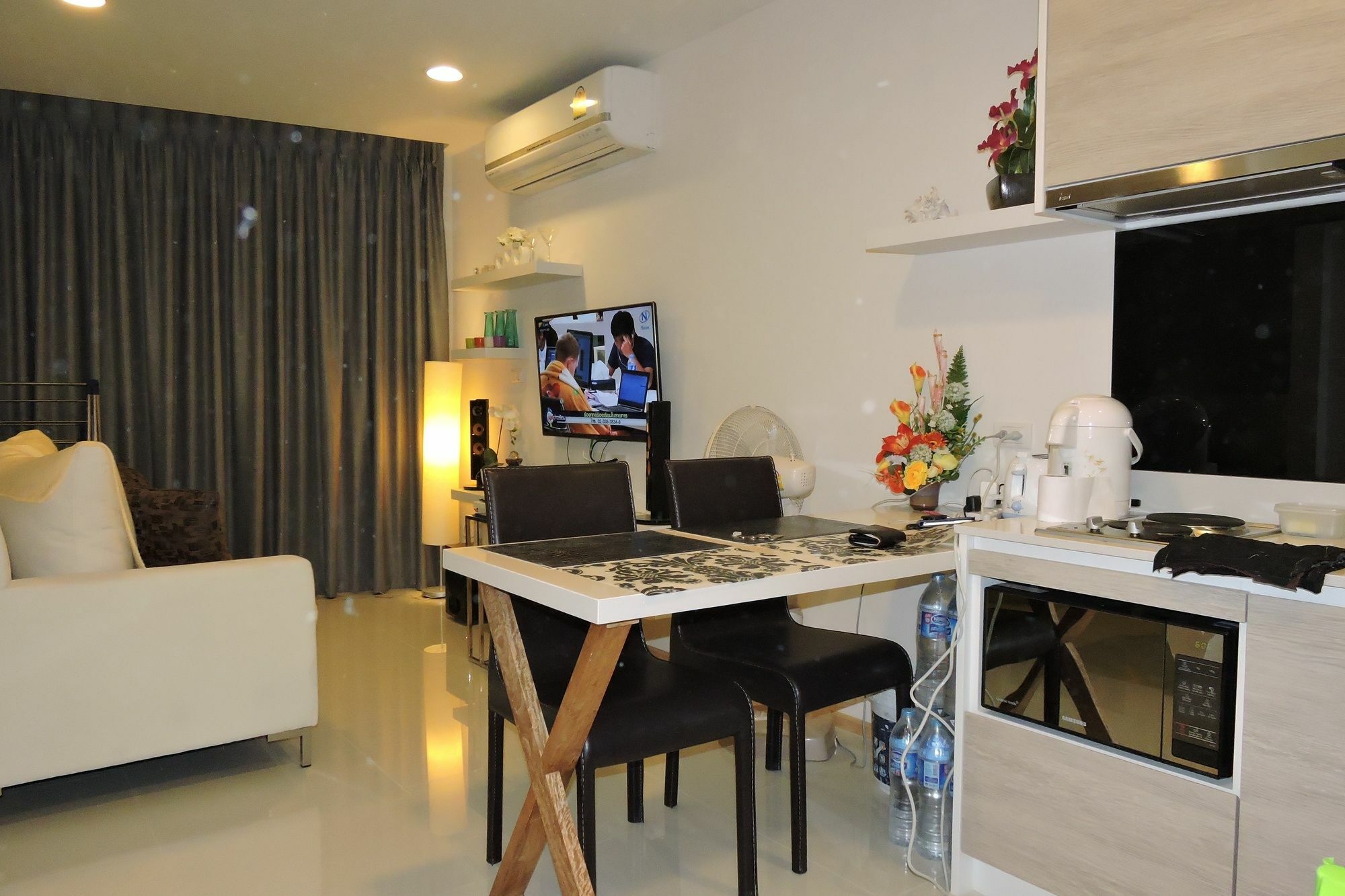 Acqua - 100 Meters From Jomtien Beach Pattaya Exterior foto