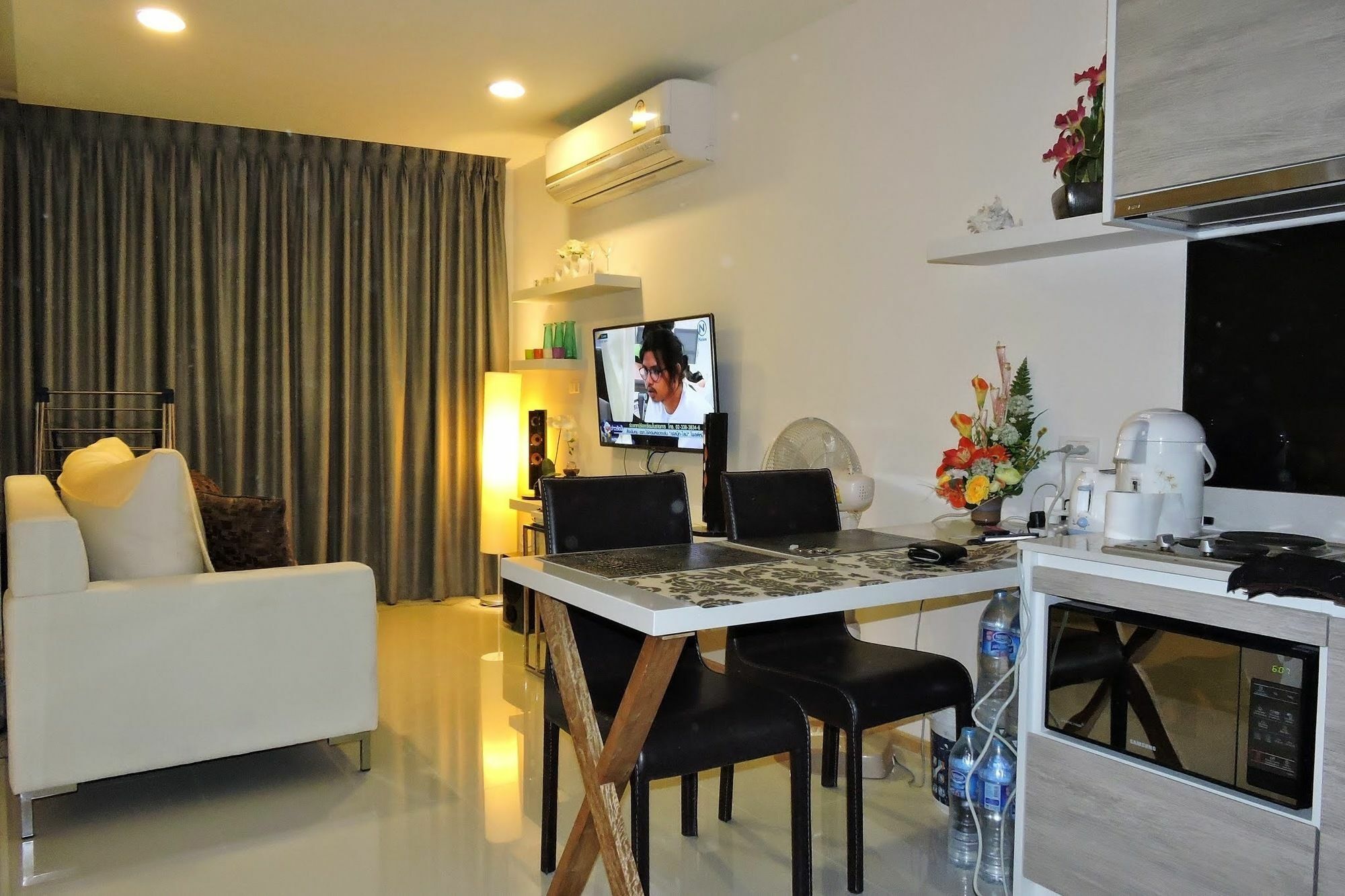 Acqua - 100 Meters From Jomtien Beach Pattaya Exterior foto